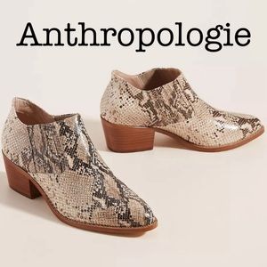 New Anthropologie Marion Classic Snake Print Ankle Boots Size 6